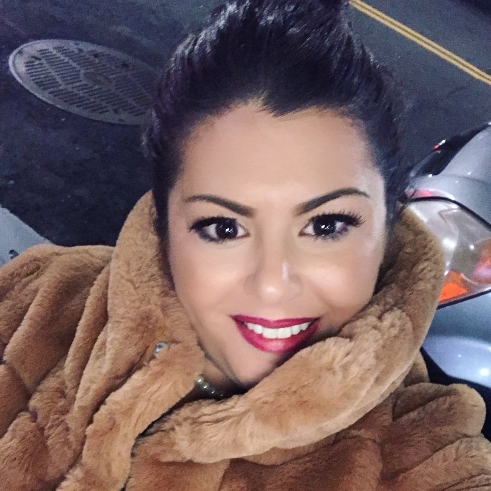 Meet your Posher, Elyse